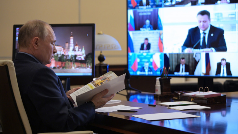 Președintele rus, Vladimir Putin, la o videoconferință cu membrii Consiliului de Stat și ai Agenției de Inițiative Strategice