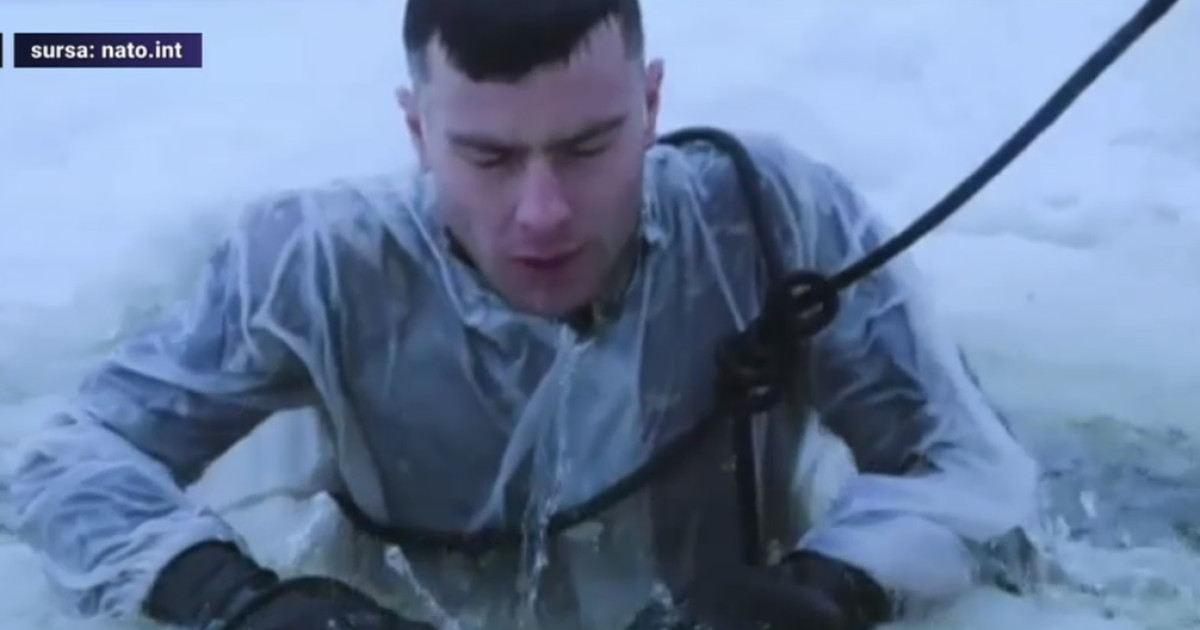 Trupele NATO, antrenamente dure în Estonia la minus 25 de grade. Militarii britanici au învățat scufundarea la copcă