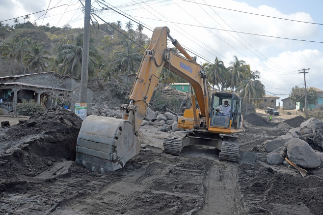 vulcanul-La-Soufriere-insula-Saint-Vincent-profimedia