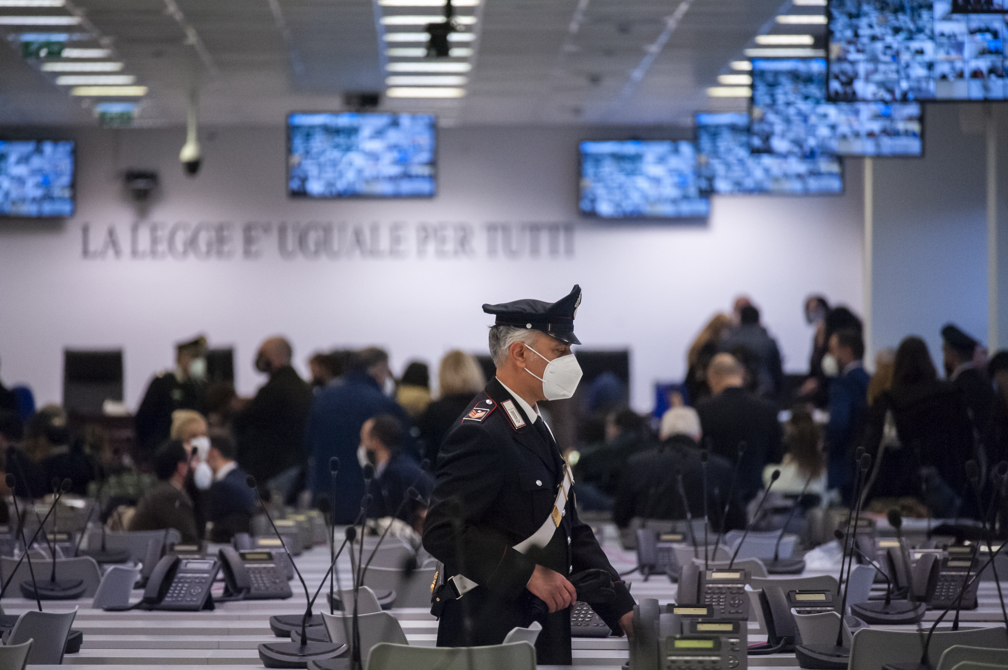 Procesul grupului mafiot 'Ndrangheta: Miliarde de euro spălați prin intermediul unor companii-paravan create inclusiv în România