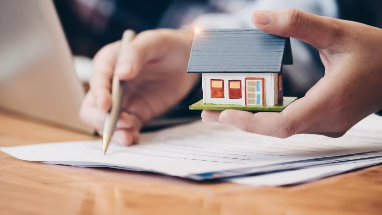 Modificările la Codul fiscal, promulgate. Calculul impozitului pe clădiri pe baza grilei notariale, în vigoare de la 1 ianuarie 2025