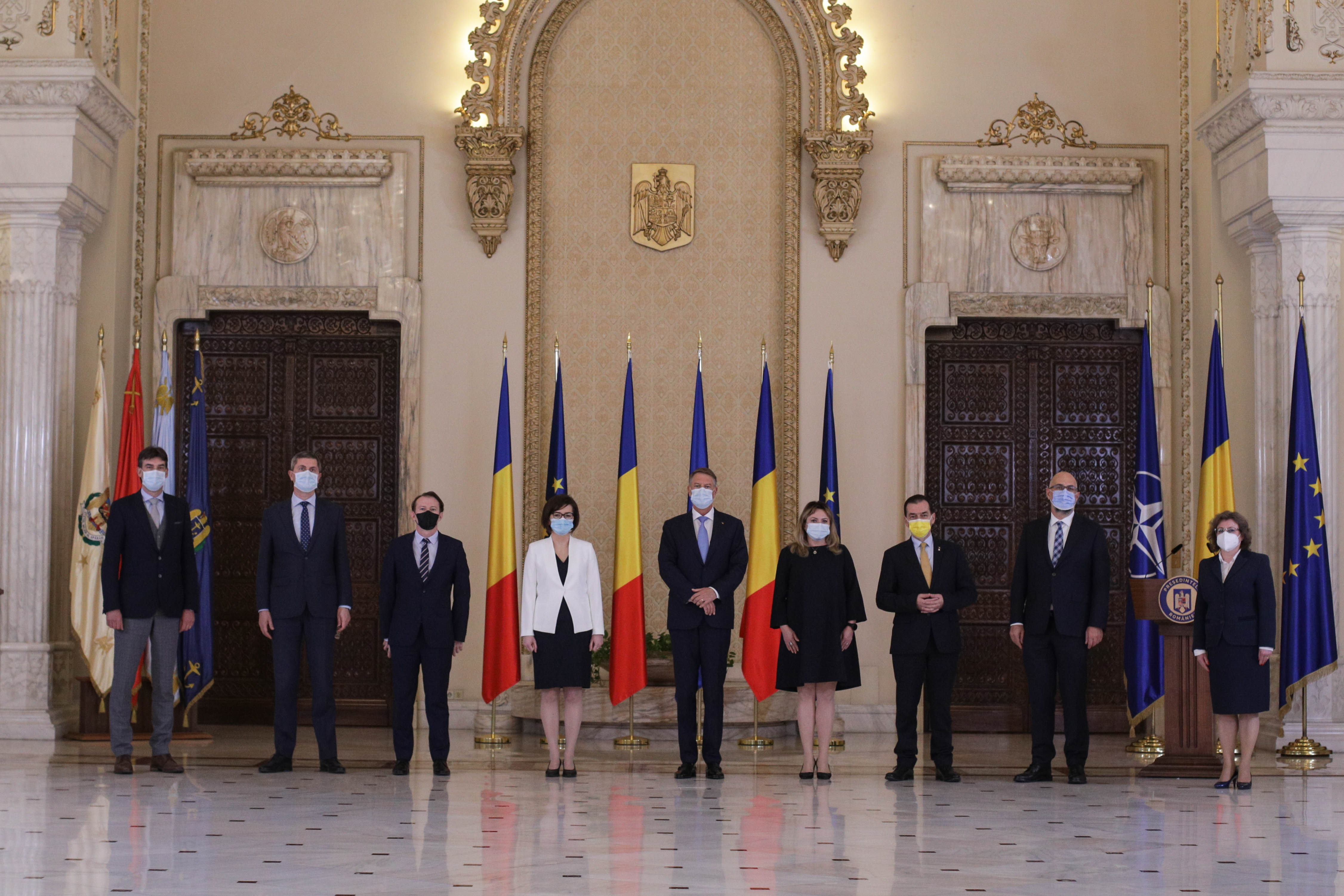 ioana-mihaila-depunere-juramant-klaus-iohannis-guvernul-citu-barna-orban-dragu-inq-ganea (1)
