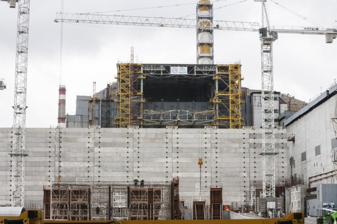 Works in the New Safe Confinement for the Chernobyl reactor number 4.
