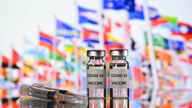 translation When efficiently Suspendarea brevetelor pentru vaccinurile anti-Covid, un butoi cu pulbere.  SUA susțin ideea, companiile farmaceutice se opun | Digi24