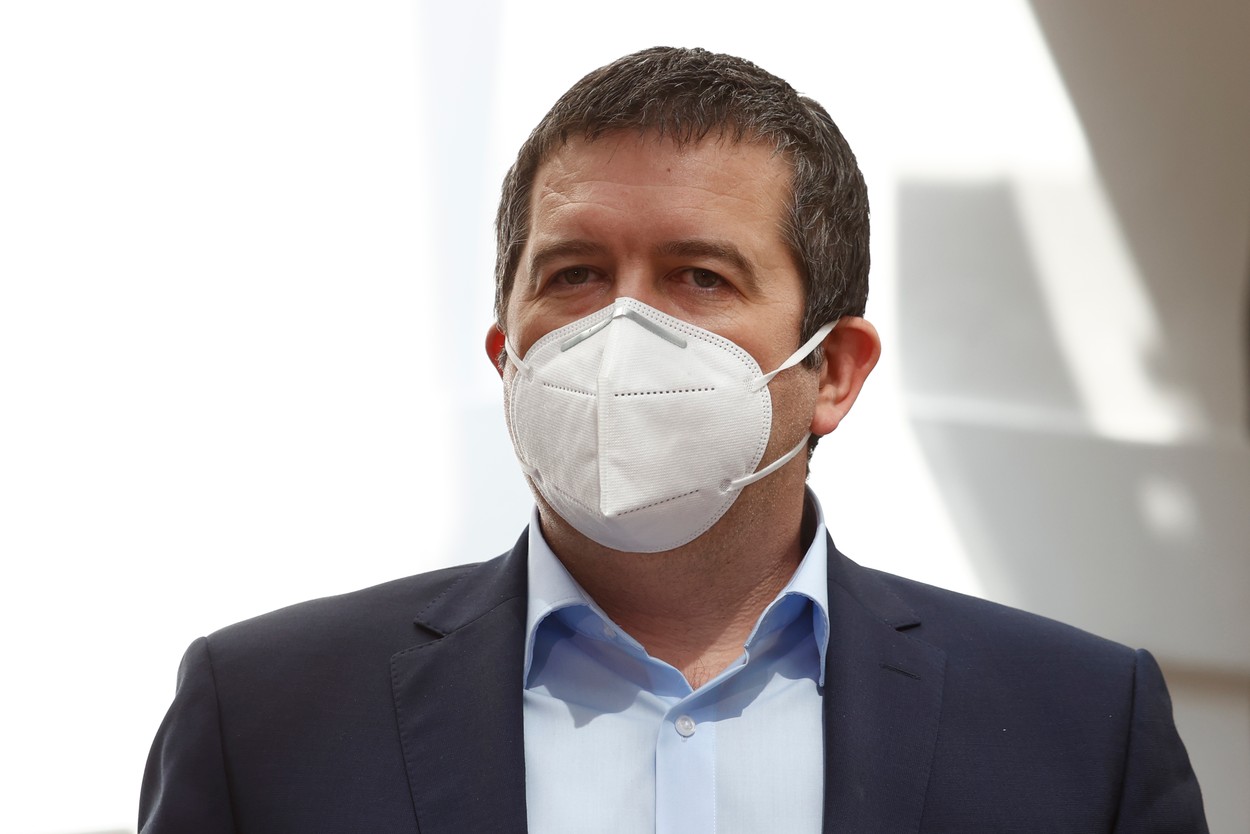 „Trocul” pe care l-ar fi propus ministrul ceh de interne: 1 milion de doze de vaccin Sputnik, ca să nu acuze public Rusia de spionaj
