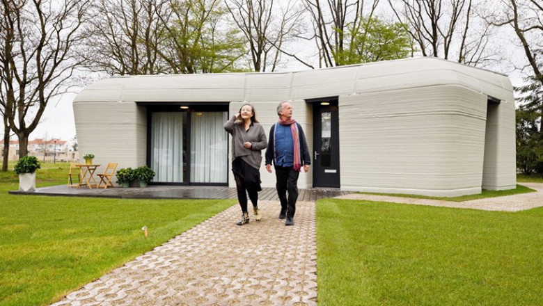 conjunction Repulsion Businessman Un cuplu din Olanda se mută în prima casă ridicată integral cu o imprimantă  3D. Construcția propriu-zisă a durat 5 zile | Digi24