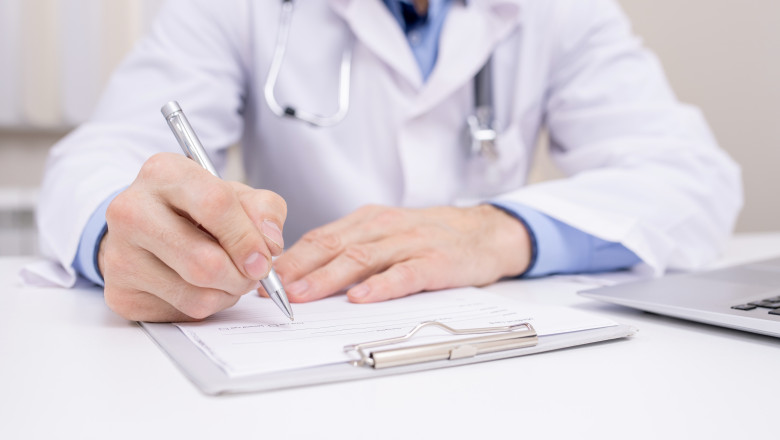 Românii aflați în concediu medical ar putea fi verificați acasă de poliție