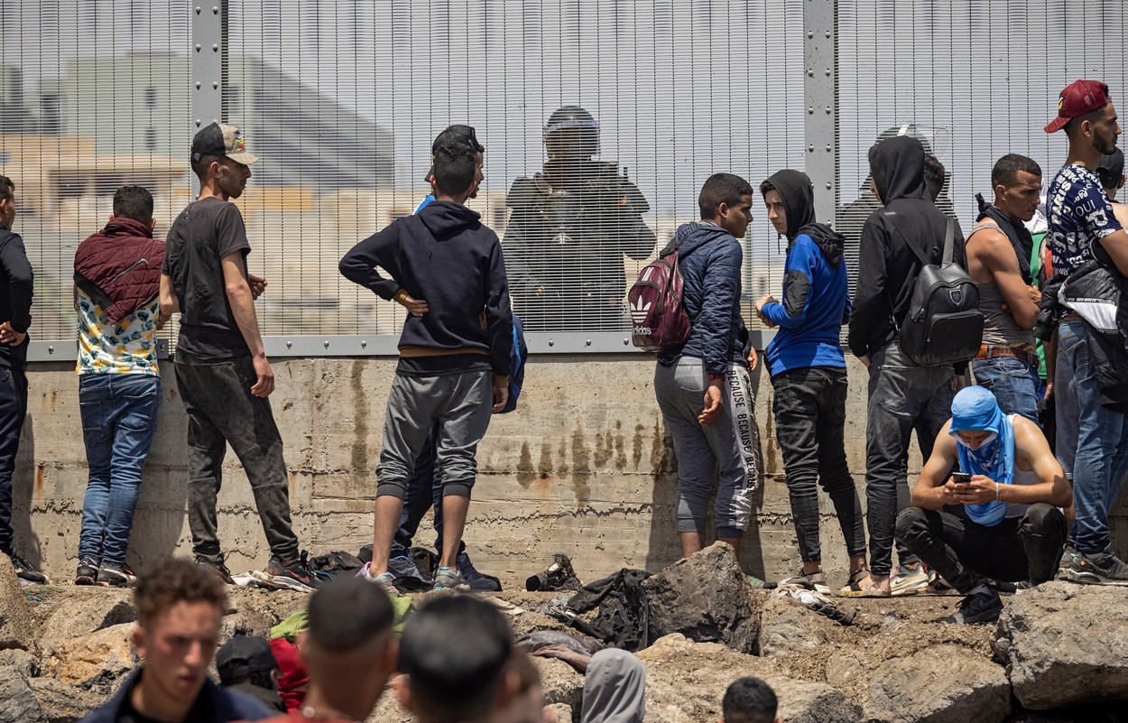O nouă intrare în masă în Ceuta și Melilla, pregătită pe rețelele sociale pentru 15 august. Marocul mobilizează forțele de securitate