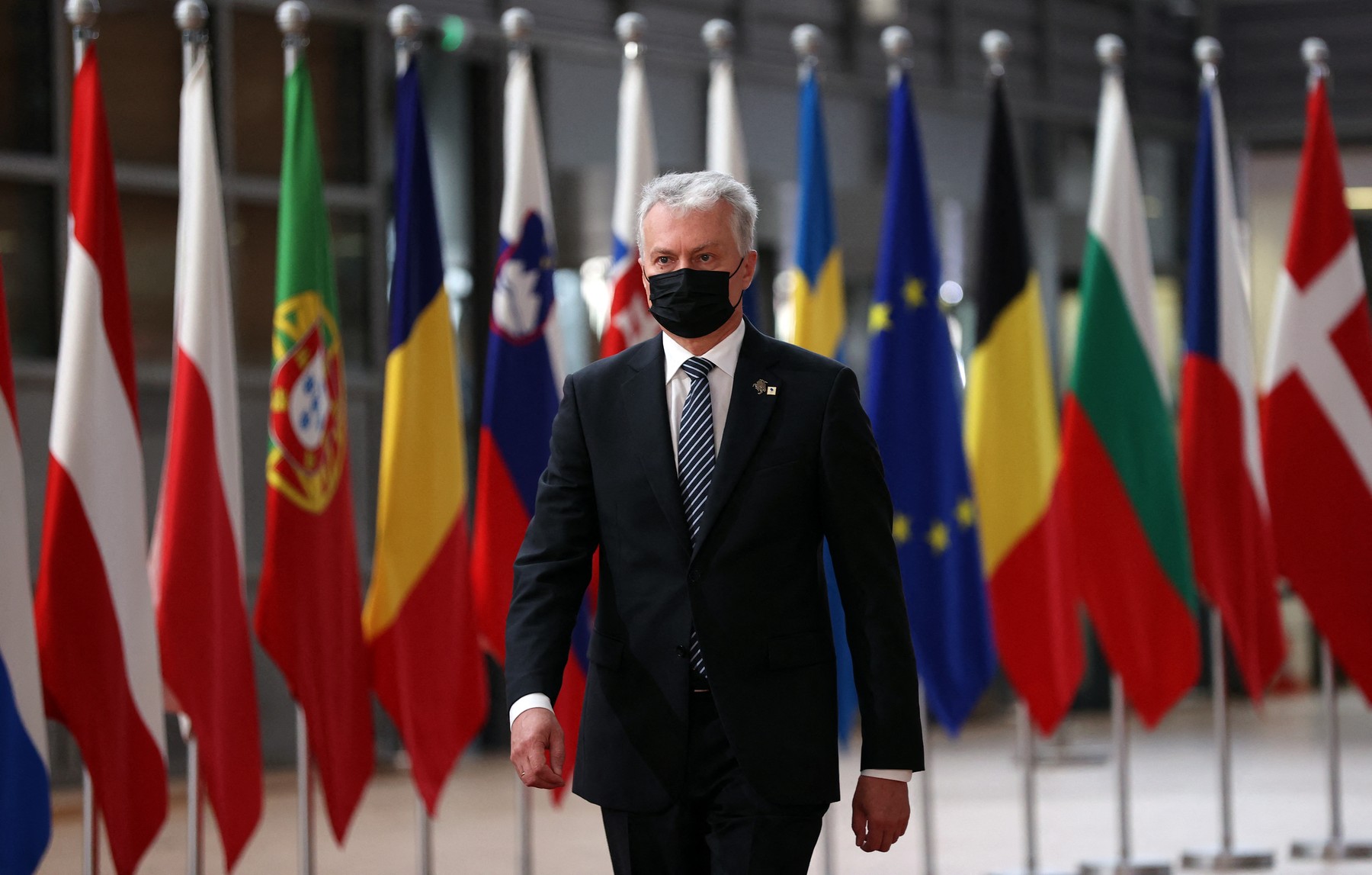 Președintele Lituaniei: Europa trebuie să înceteze să cumpere petrol şi gaz rusesc