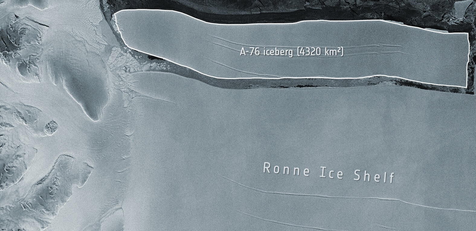 Cel mai mare aisberg din lume a apărut în Antarctica, după ce s-a desprins de calota glaciară Ronne. Imagine din satelit