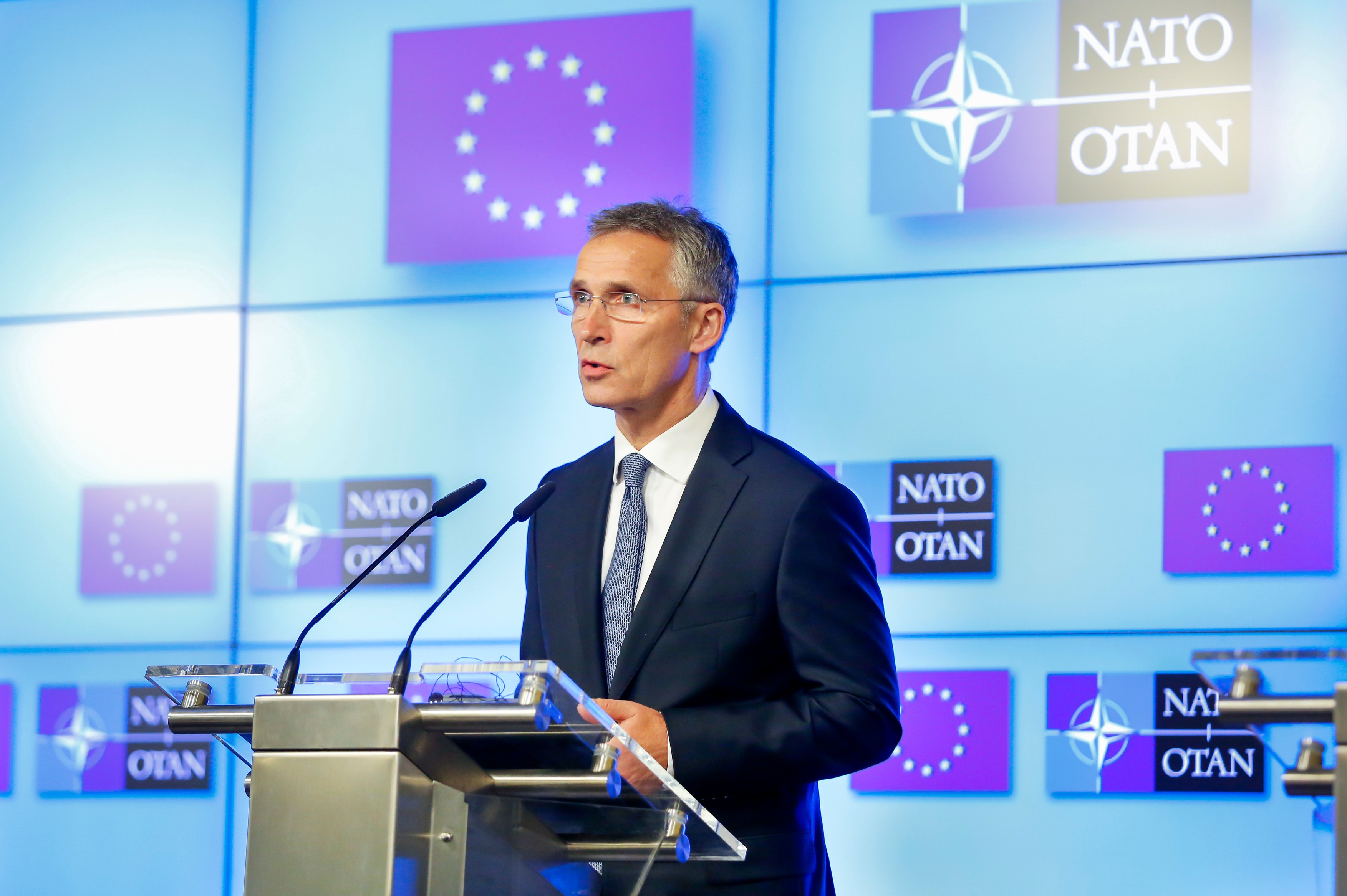 Liderii NATO au decis prelungirea cu un an a mandatului secretarului general Jens Stoltenberg
