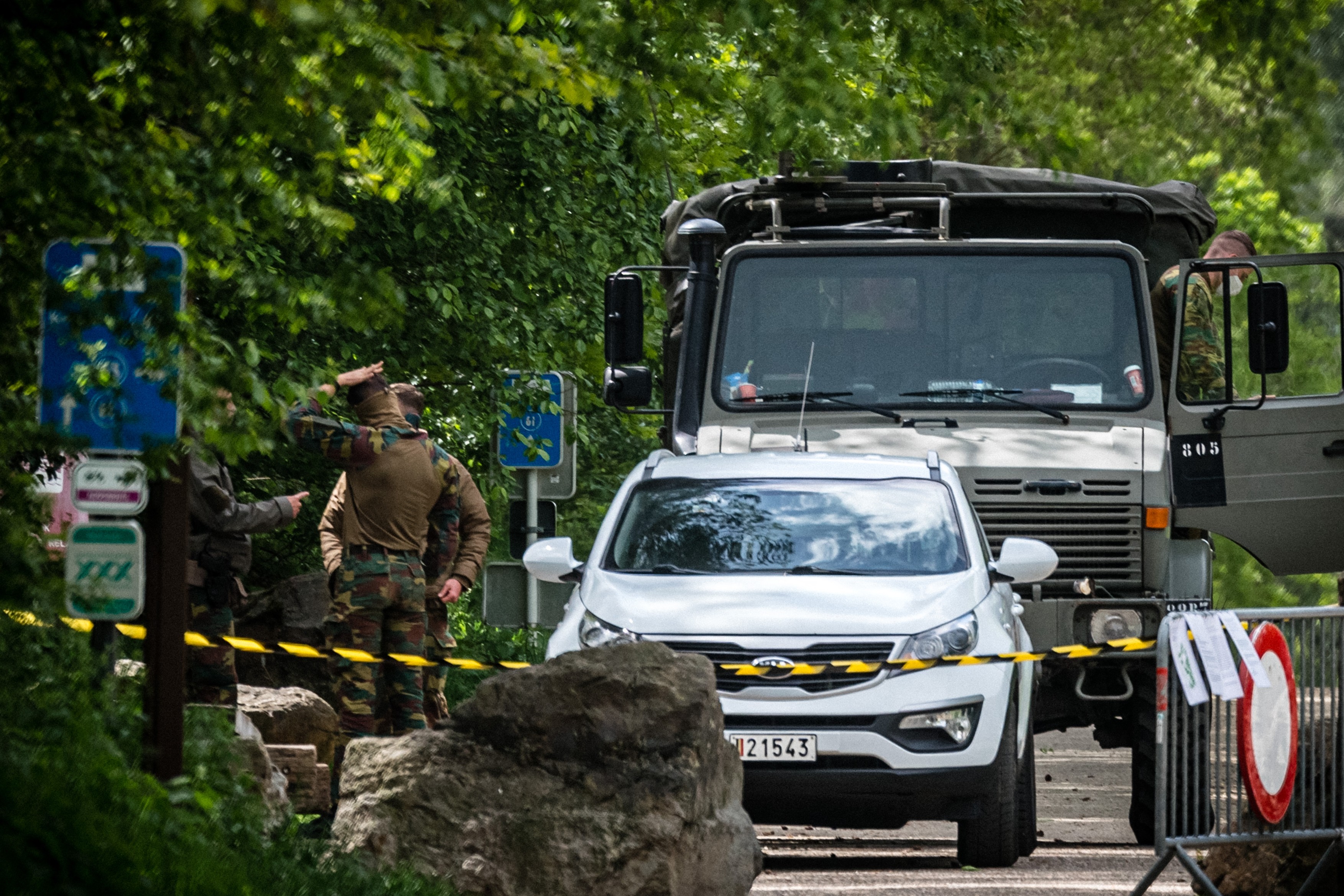 Un specialist in COVID din Belgia a fost dus intr-o casa secreta dupa ce a devenit tinta unui lunetist periculos de extrema dreapta