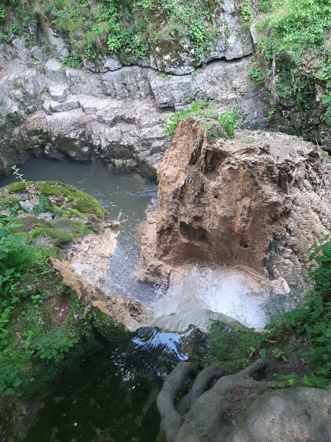 Cascada Bigăr s-a prăbușit