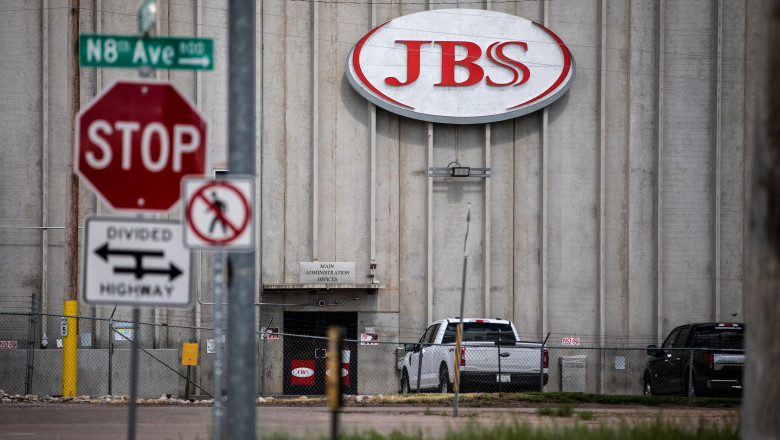 sediul companiei de procesare a carnii jbs