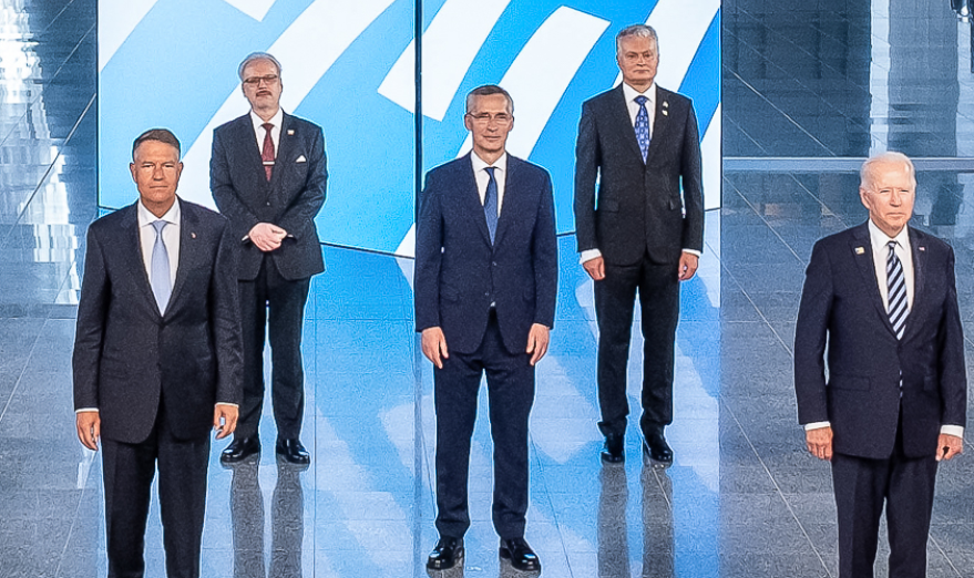 CNN: Joe Biden s-a intalnit separat la summitul NATO cu Klaus Iohannis si cu presedintii Poloniei şi ţarilor baltice