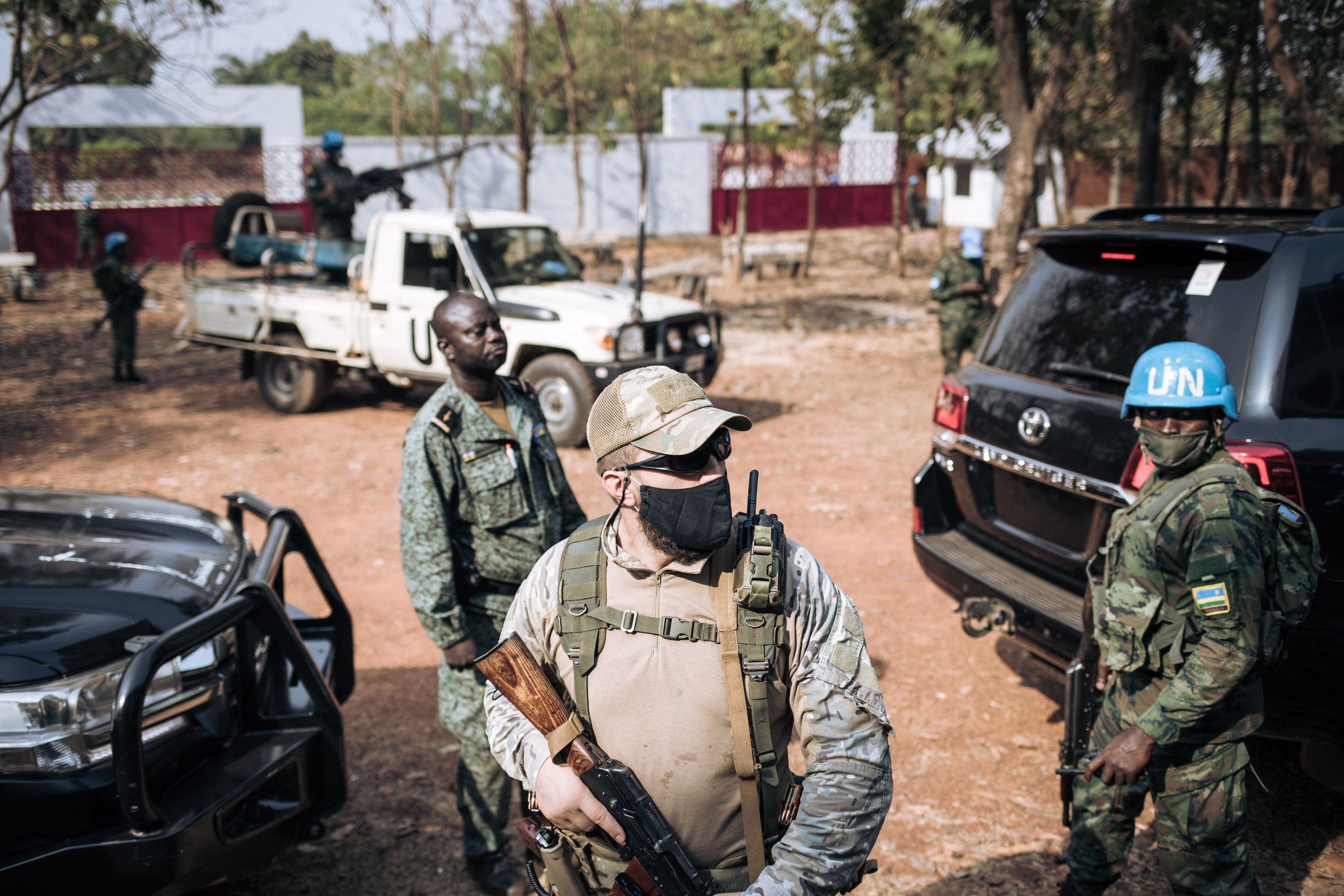 Investigatie CNN: Mercenarii rusi sunt implicati in torturarea si uciderea civililor din Republica Centrafricana
