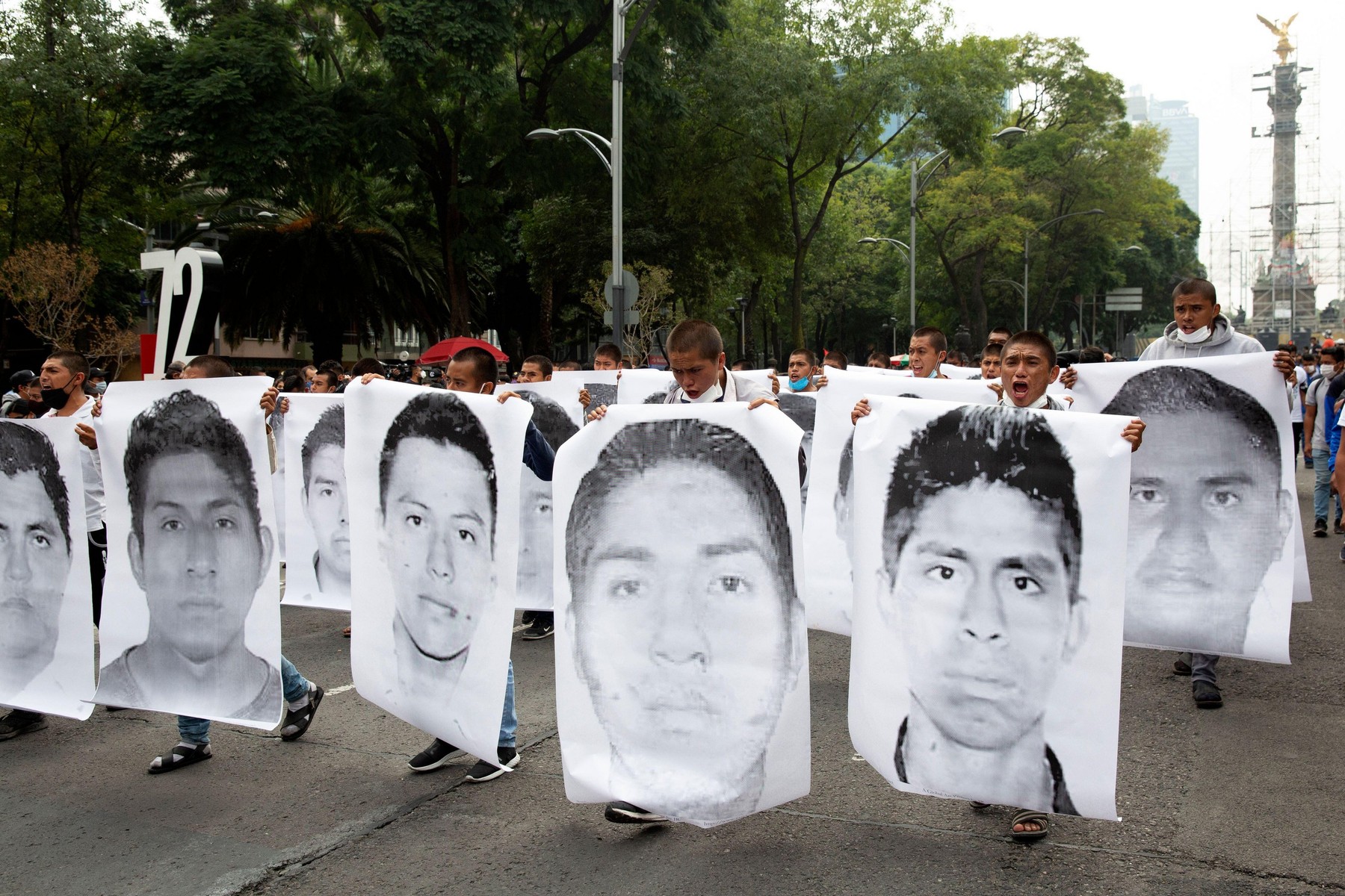 Cazul dispariţiei misterioase a 43 de studenţi în Mexic. Au fost descoperite rămășițele unei a treia victime