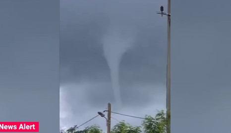 VIDEO | Fenomene meteo extreme în Babadag. Localnicii au filmat două tornade