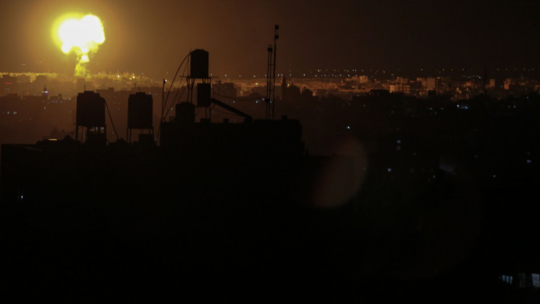 Raid aerian al Israelului în Gaza pe timp de noapte