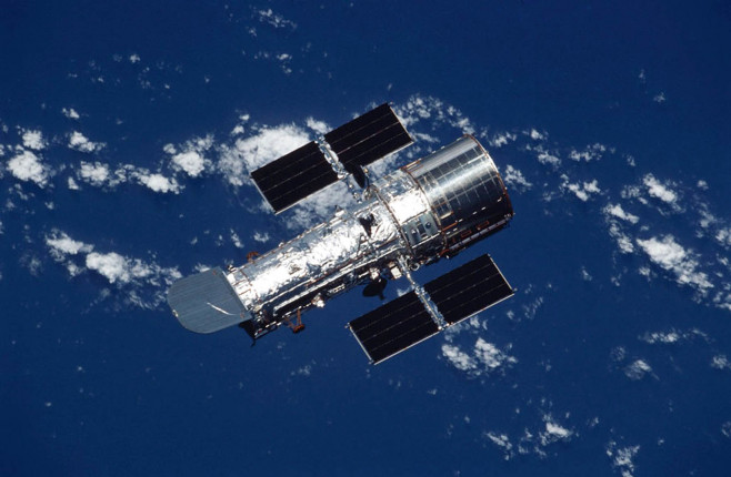 NASA celebrates 25th anniversary of Hubble - 17 Apr 2015