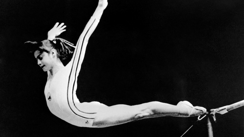 nadia comaneci salt de la paralele in 1976 la jocurile olimpice de la montreal