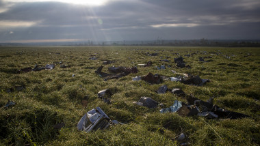 camp plin cu resturi de masini si case in cehia dupa tornada