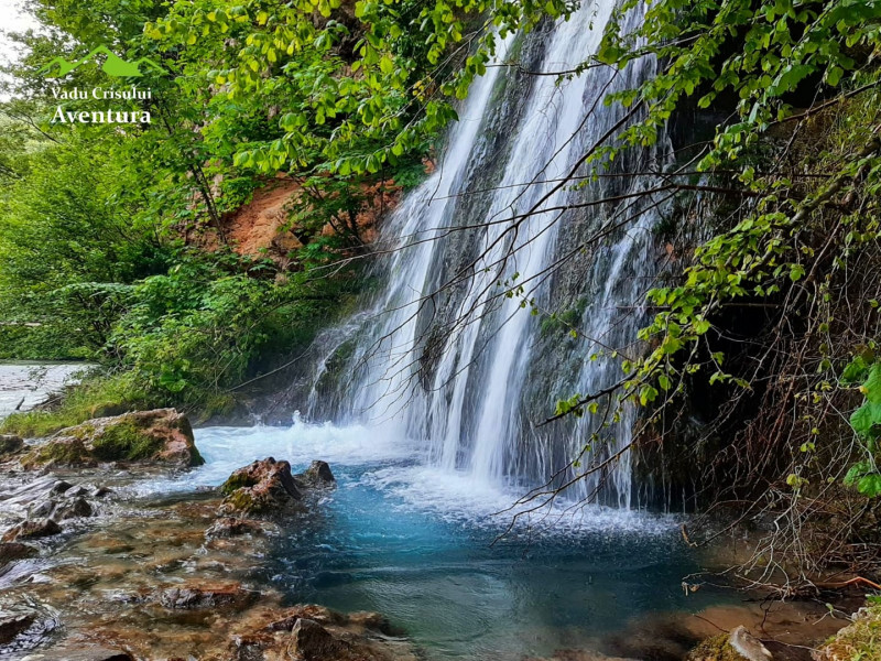 cascada-vadu-crisului-fb