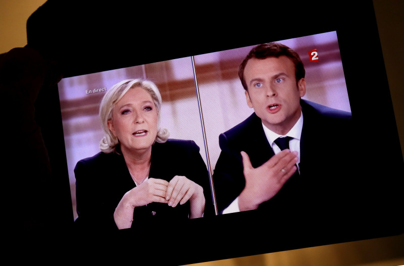 Emmanuel Macron și Marine Le Pen în dezbaterea electorală din 2017