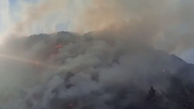Incendiu la gropa a de gunoi de la Sighișoara.