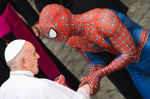 papa-francisc-spiderman (4)