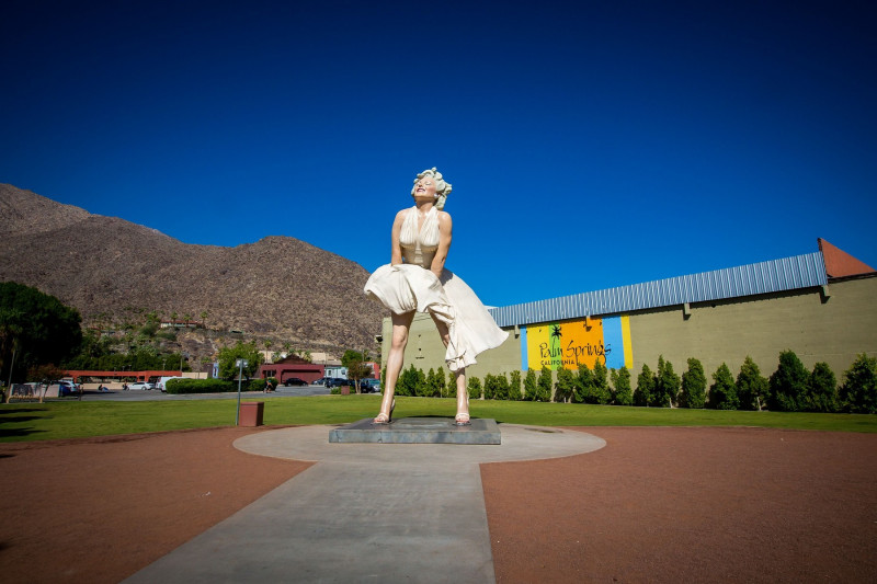 Giant statue of Marylin Monroe, Palm Springs, California, America - 29 Sep 2013