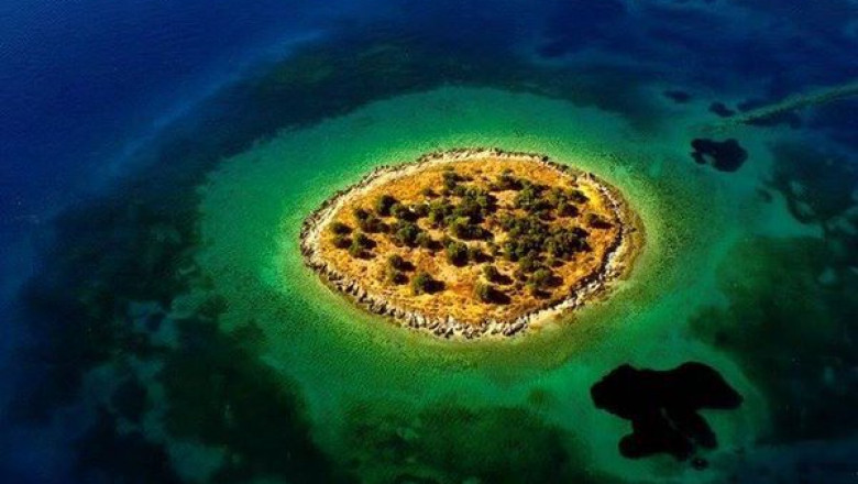 Insula St. Athanasios, Grecia