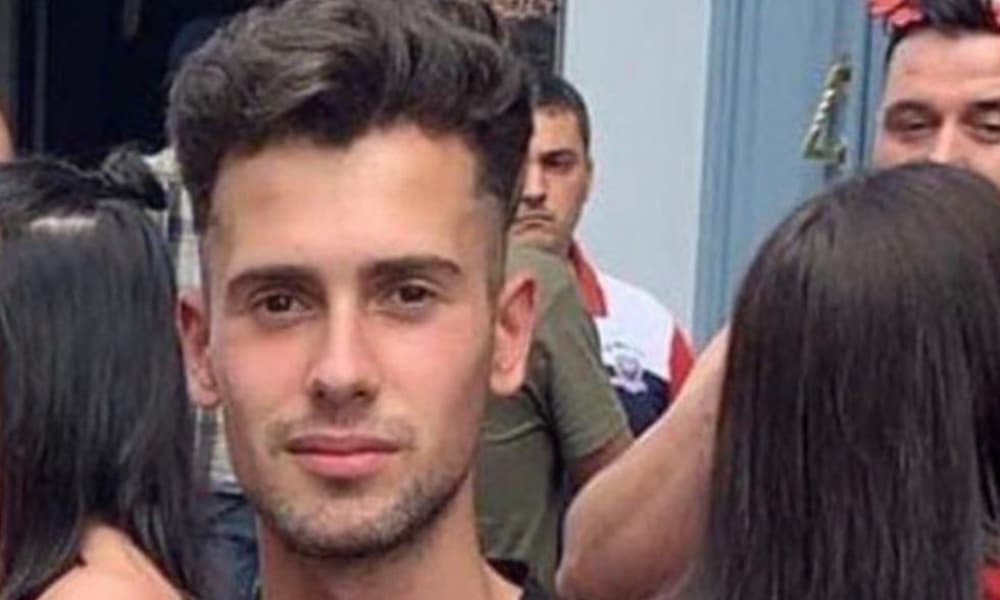 Patru bărbaţi au fost condamnaţi pentru uciderea unui infirmier, bătut până la moarte. Crima a scos mii de oameni pe străzi în Spania