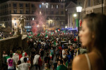 Italienii au sărbătorit victoria naționalei Italiei în meciul cu Spania pe străzi.