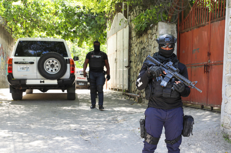 politisti haiti - profimedia