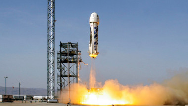 Nava spațială Blue Origin a lui Jeff Bezos.