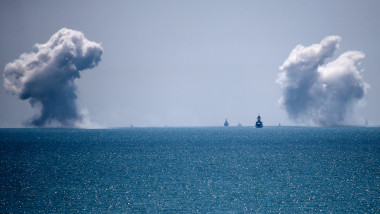 Russia holds military exercise in Crimea