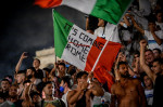 L'Italia vince Euro 2020, festeggiamenti in Piazza Duomo a Milano