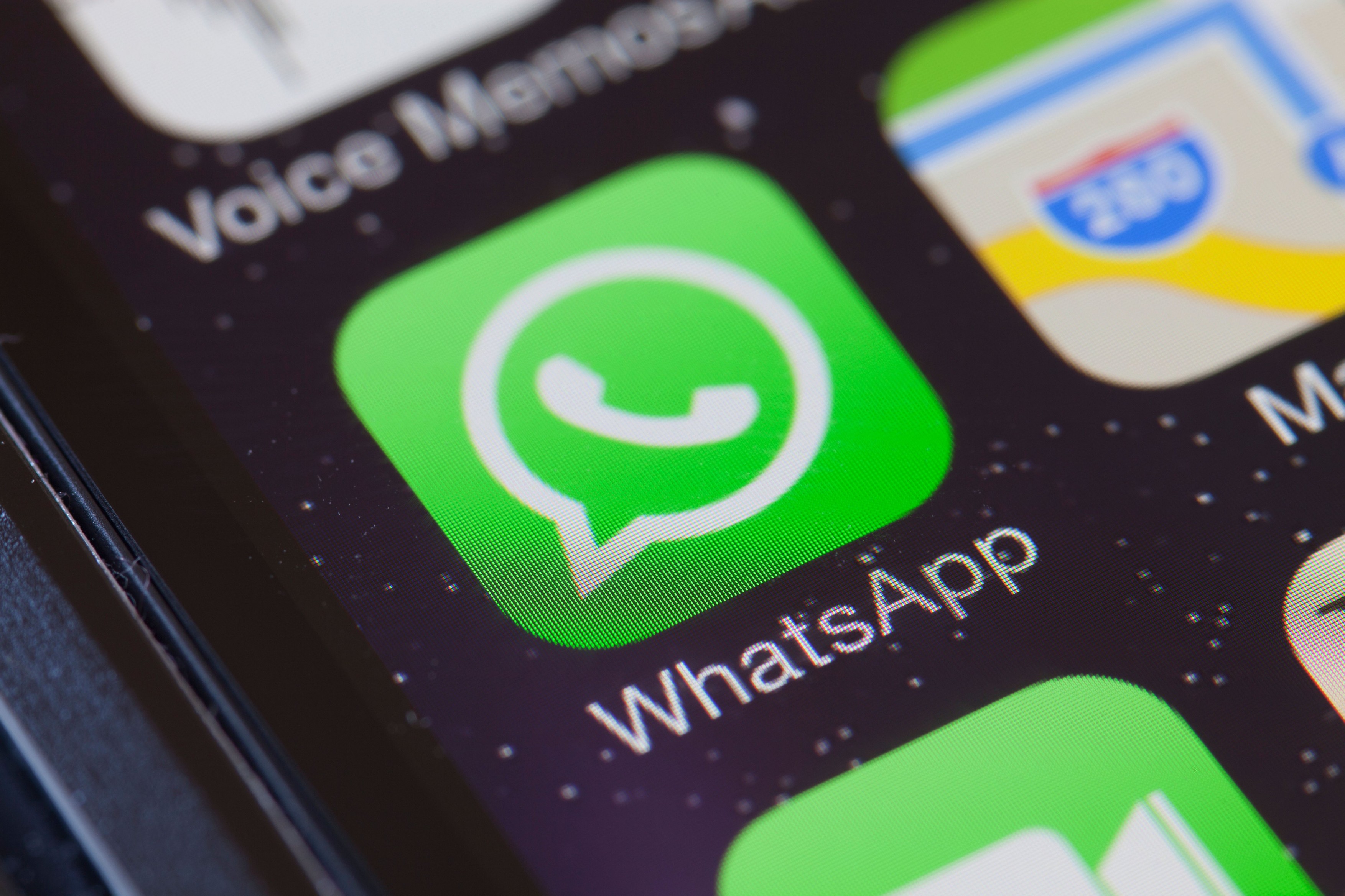 O tânără musulmană a fost condamnată la moarte prin spânzurare din cauza unor mesaje trimise pe WhatsApp