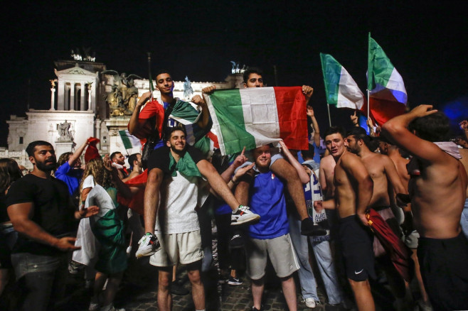 Echipa Italiei s-a întors acasă cu trofeul EURO 2020