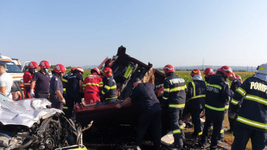 Accident grav pe E85, 7 persoane au murit și alte 5 sunt rănite.