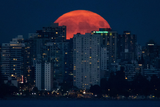 Vancouver Full Moon, Vancouver, Canada - 23 Jul 2021