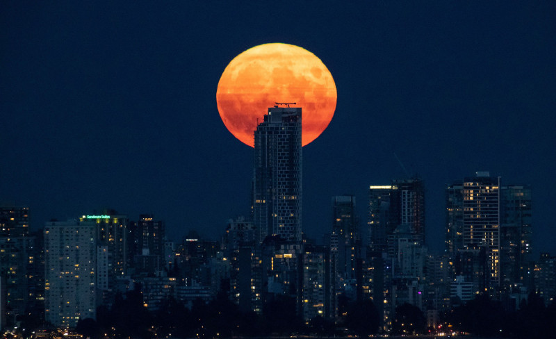 Vancouver Full Moon, Vancouver, Canada - 23 Jul 2021