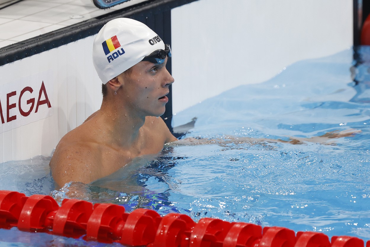 JO 2020. David Popovici s-a calificat în finala probei de 200 m liber, iar Robert Glință în finala de 100 metri spate