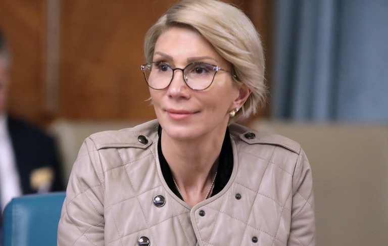 Raluca Turcan explica de ce i-a urat „La multi ani” baronului von Brukenthal