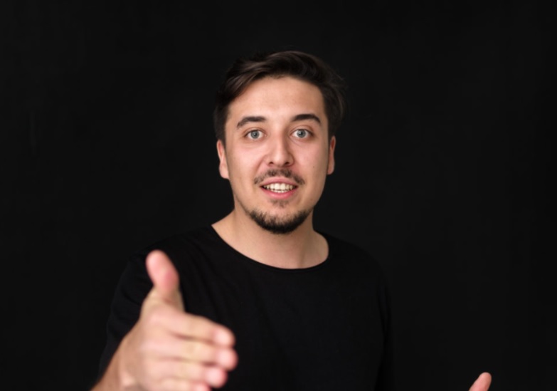 270 de km in 17 minute. Swisspod, start-up-ul unui roman premiat de Elon Musk, lanseaza primul spatiu de testare hyperloop in Europa