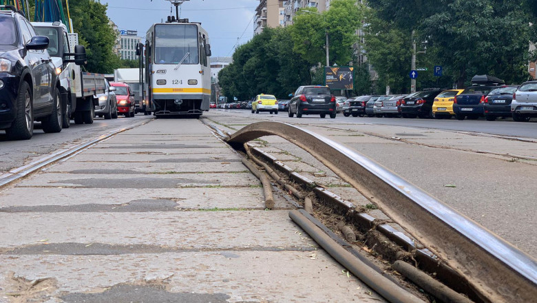 O sina de tramvai s-a dilatat si a ieșit din asfalt in bucuresti