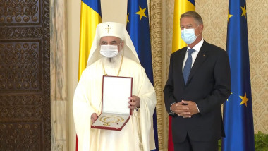 presedintele iohannis si patriarhul daniel