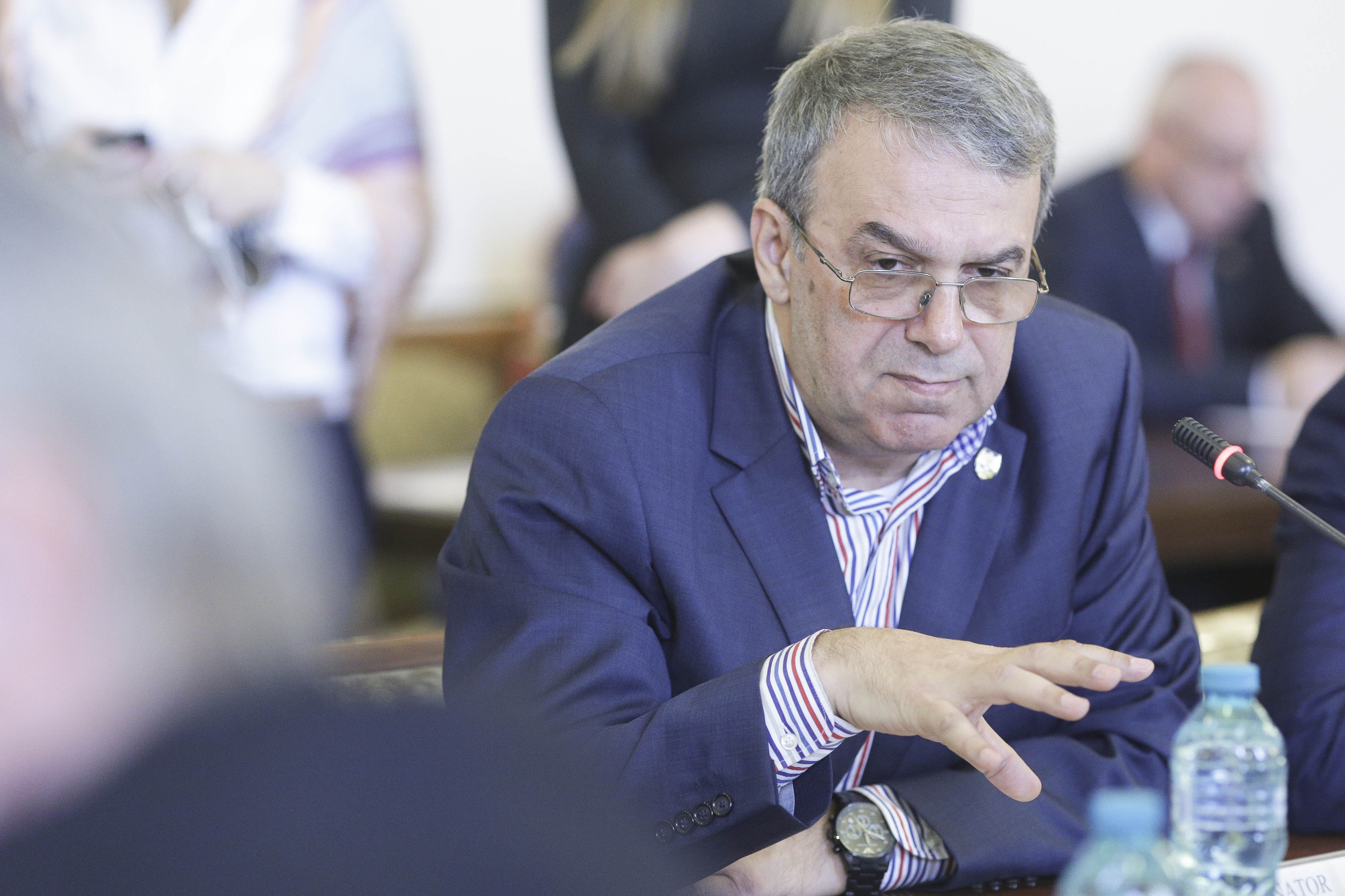 Primarul din Constanța: Reducerea cheltuielilor nu este un motiv substanțial pentru comasarea alegerilor