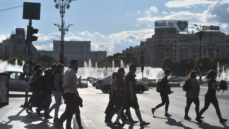 SONDAJ Ce partide votează românii în funcție de mediul în care trăiesc. Diferențe majore între votanții din rural și urban